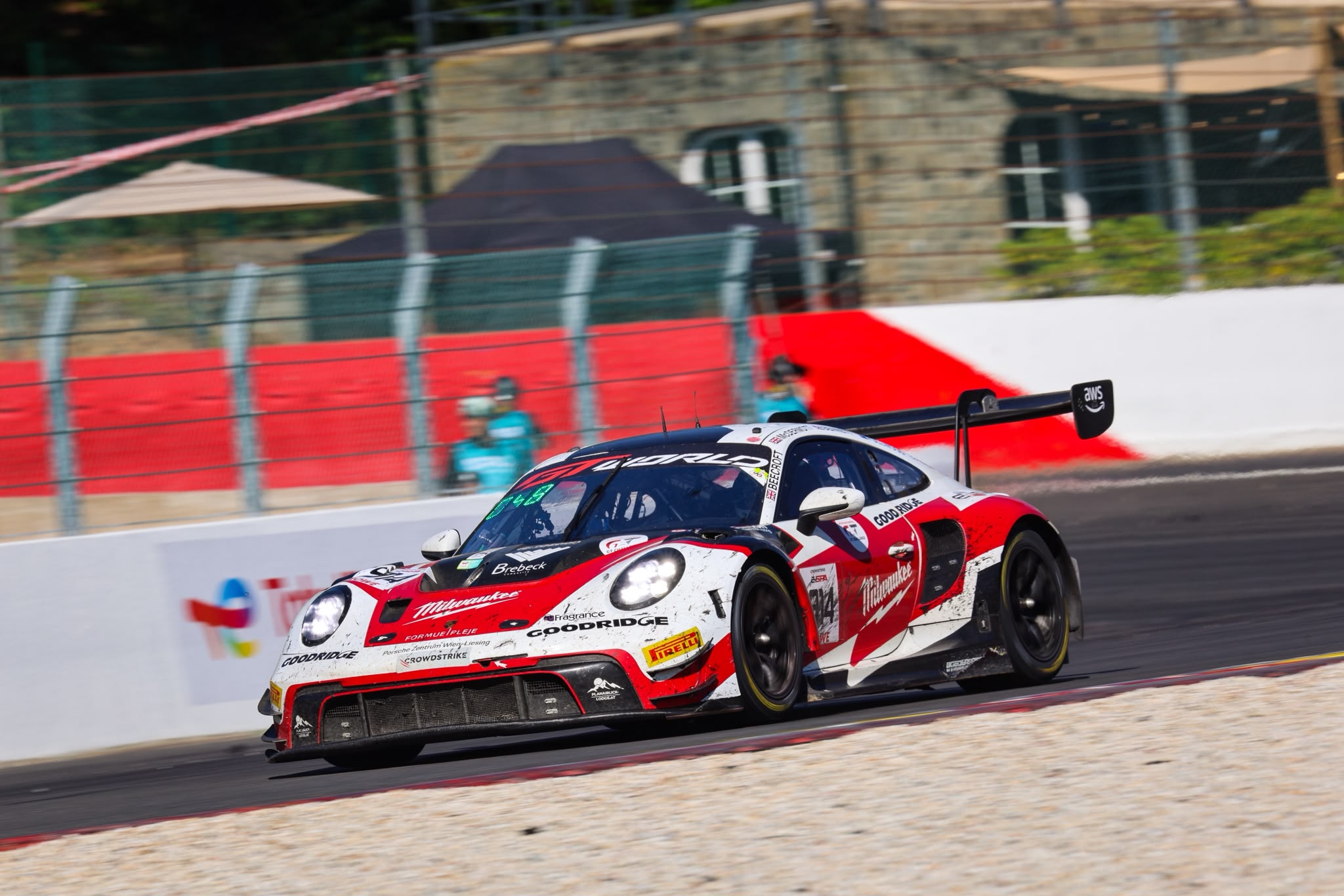 LMP3 on track